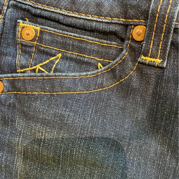 NWT Ladies True Religion Style Bobby Size 30 Bootcut.  . Low Rise - Picture 3 of 6